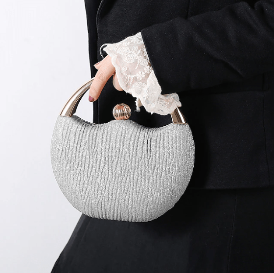 Schicke Texturierte Clutch mit Metallgriff Detail Für Damen