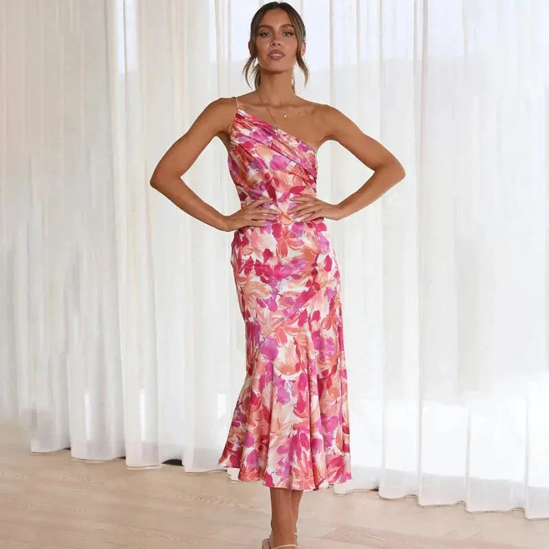 Elegantes One-Shoulder-Kleid mit asymmetrischem Design für Frauen