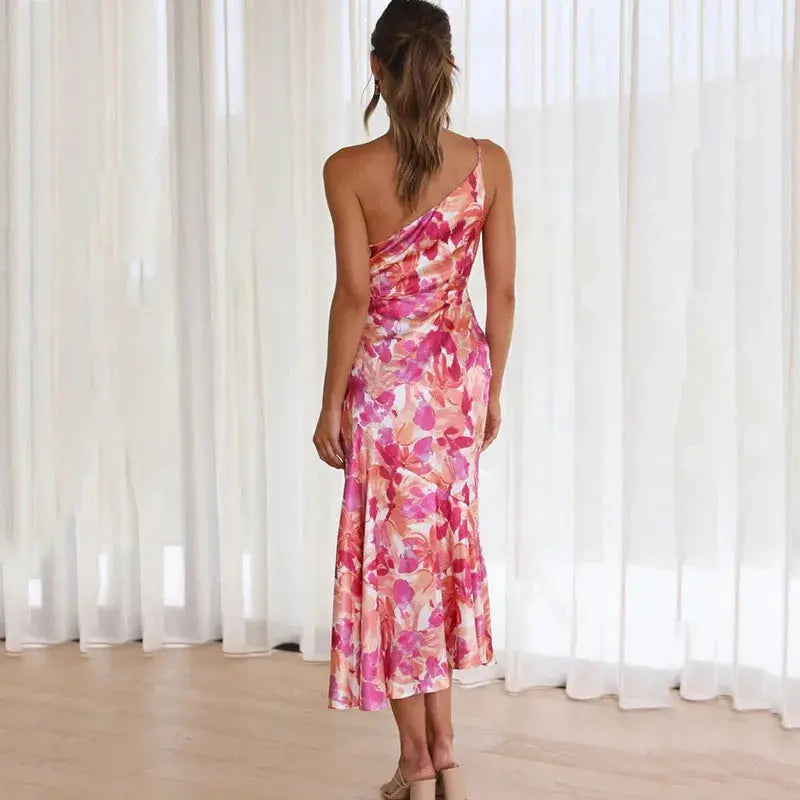 Elegantes One-Shoulder-Kleid mit asymmetrischem Design für Frauen