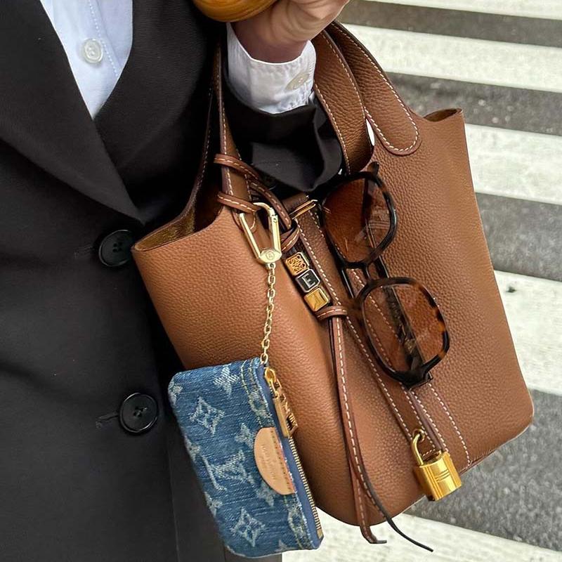 Constance | Tasche Eimer
