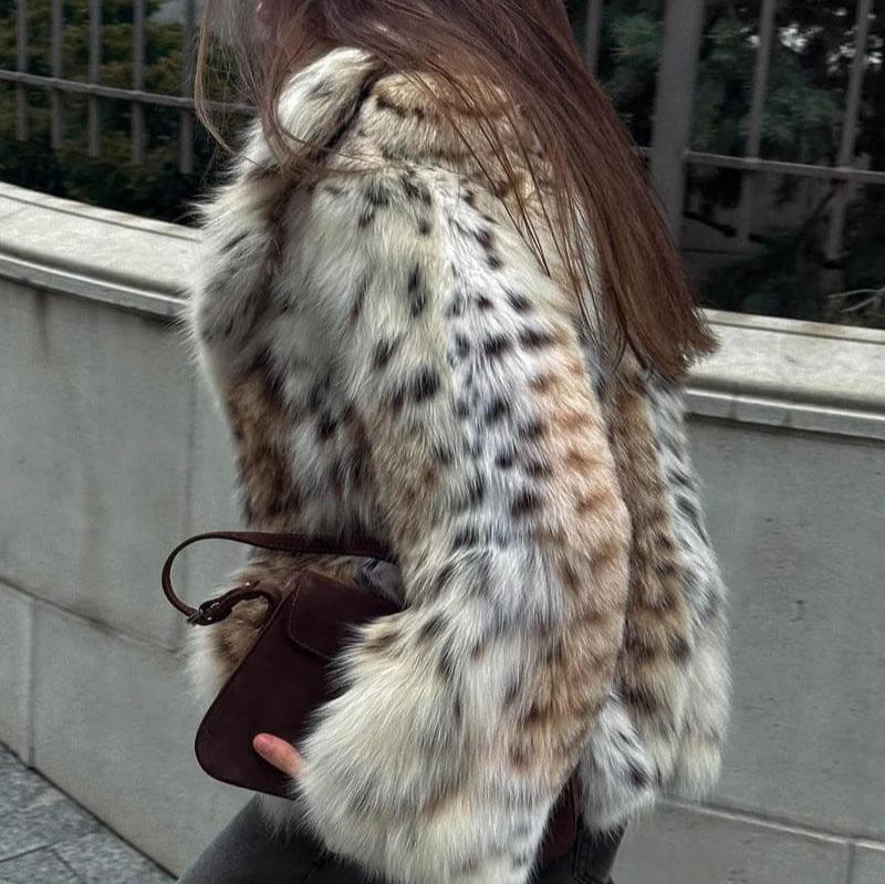 Arna | Leopardenfell-Mantel