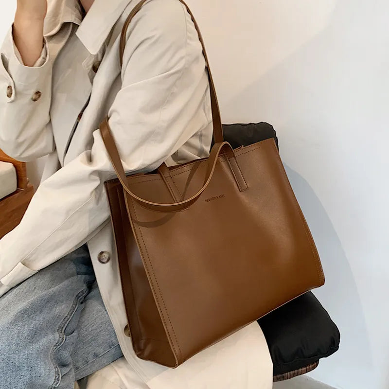Praktische Tasche mit zeitlosem Charme für Damen