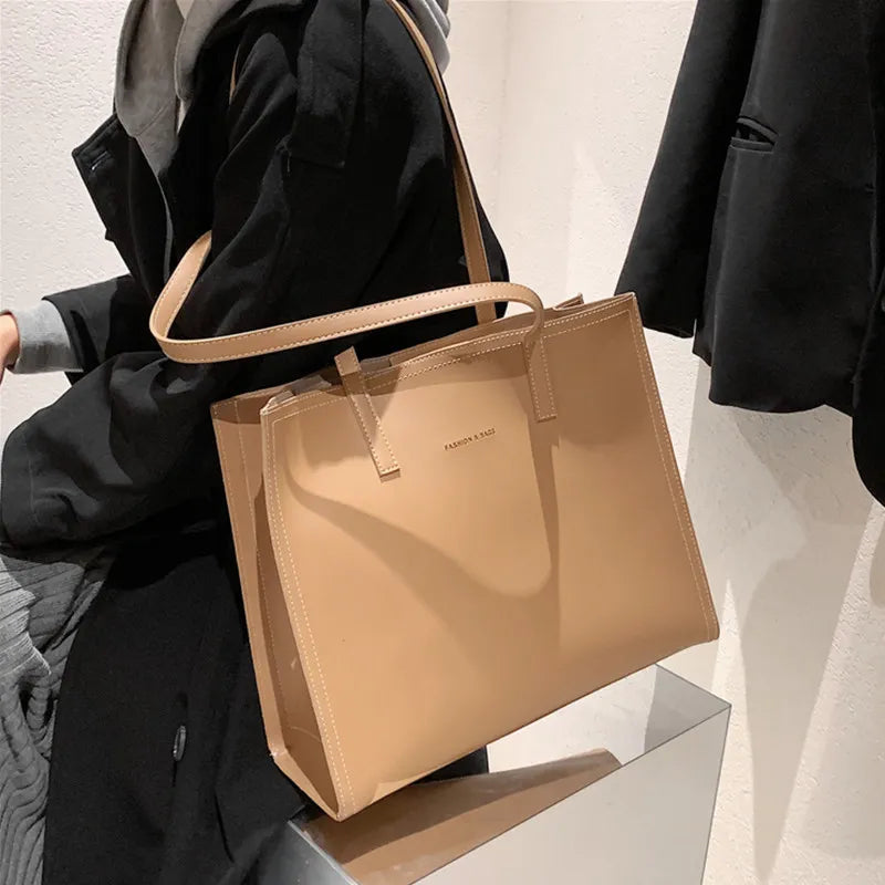 Praktische Tasche mit zeitlosem Charme für Damen
