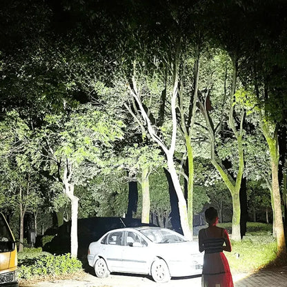 SurvivalLight™ – Ultrahelle LED-Taschenlampe, extrem hell, robust & zuverlässig [50 % Rabatt]