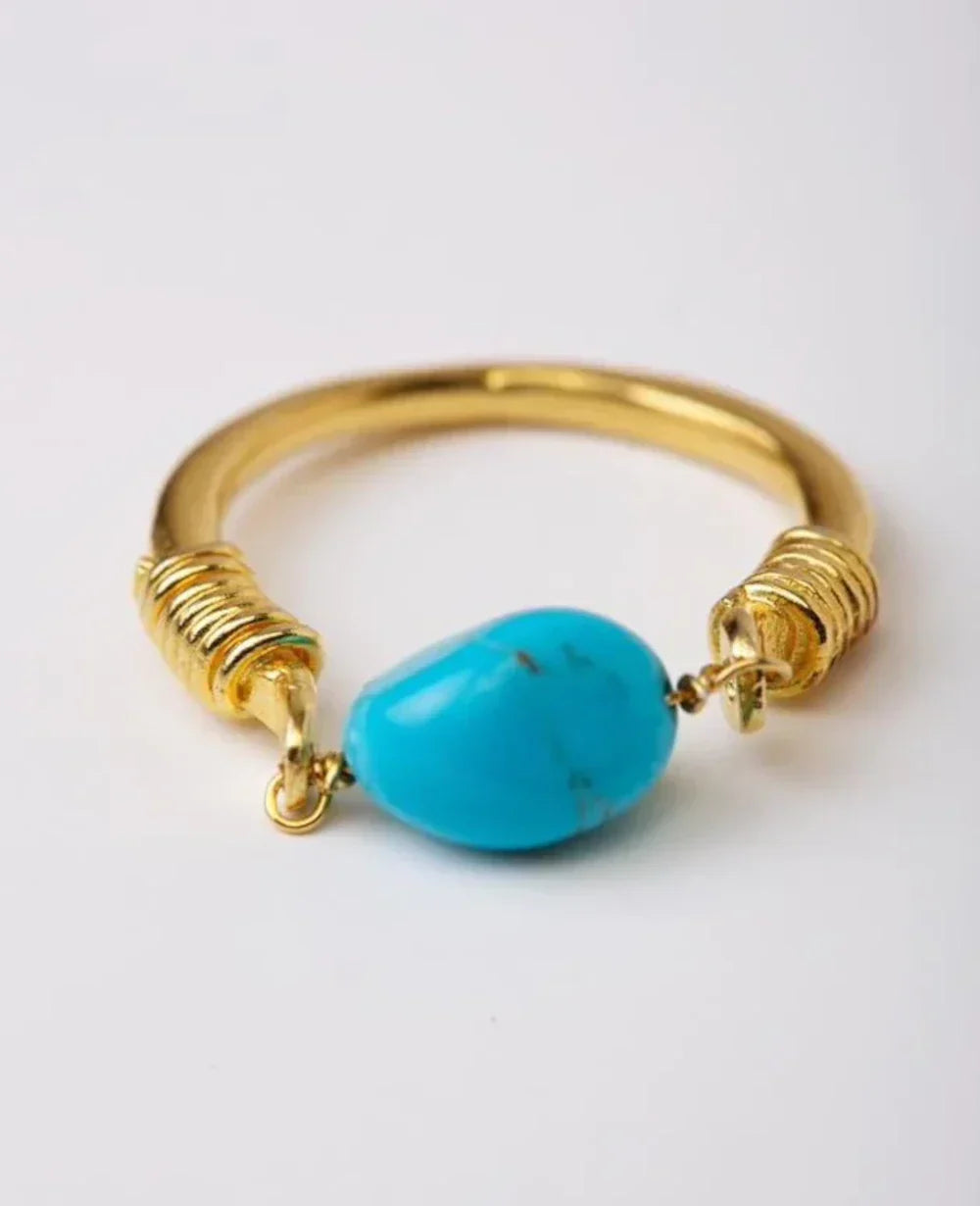 Goldfarbener Ring mit Türkisakzenten Für Frauen