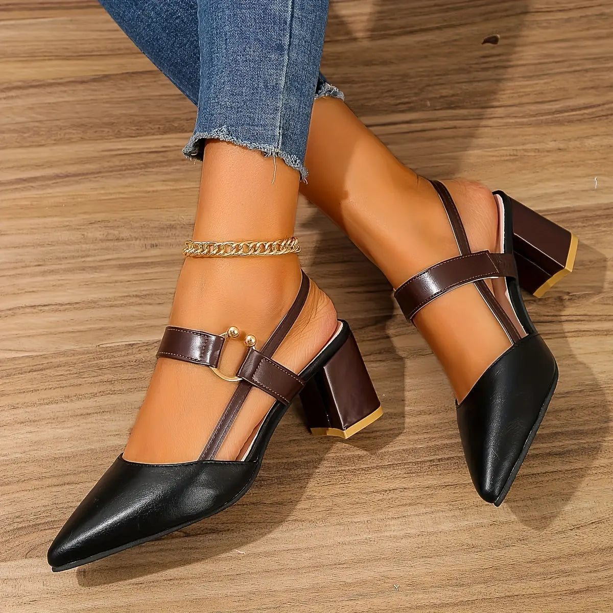 Spitz zulaufende Blockabsatz-Schuhe für Frauen