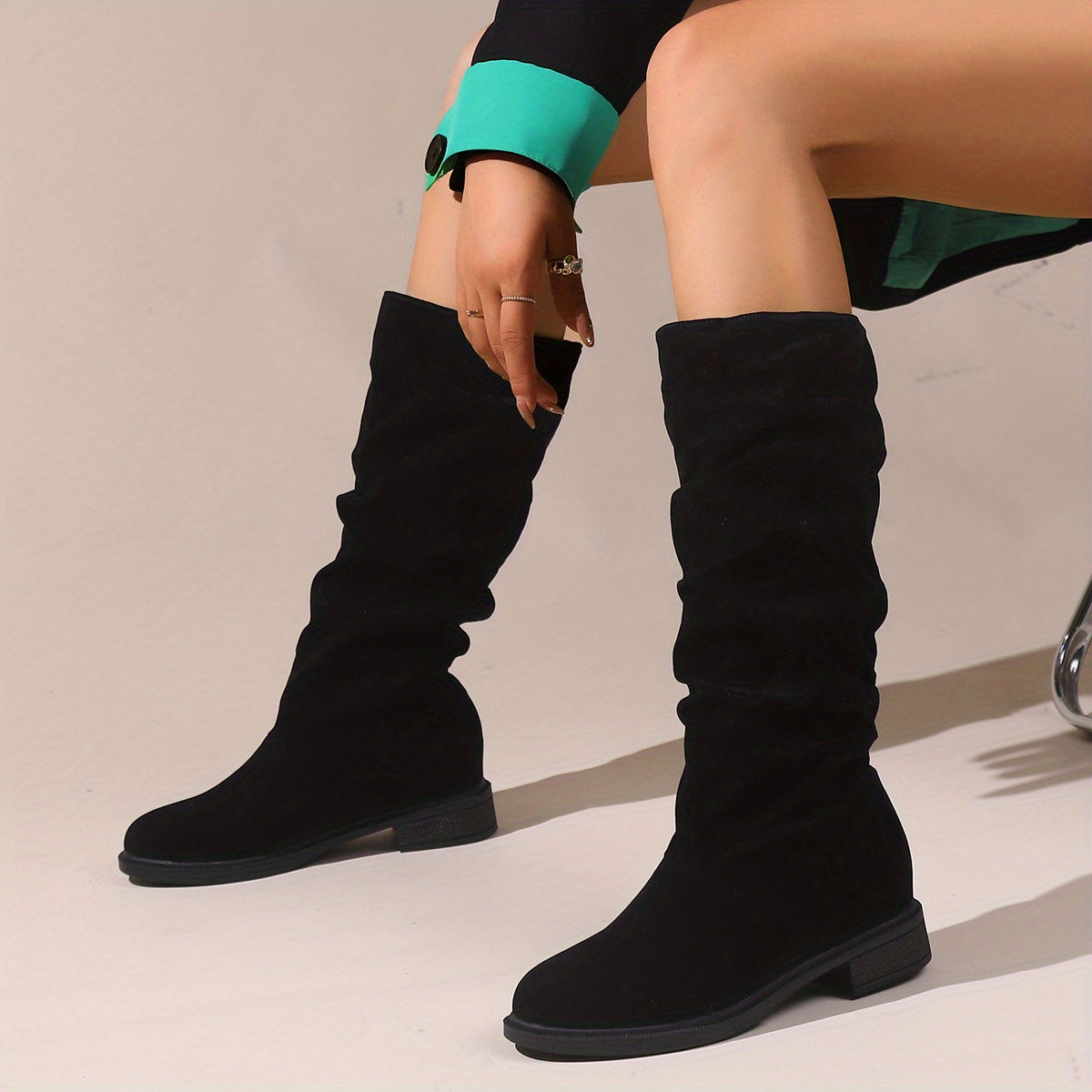 Stiefel mit rundem Zeh und mittlerer Schafthöhe Für Frauen