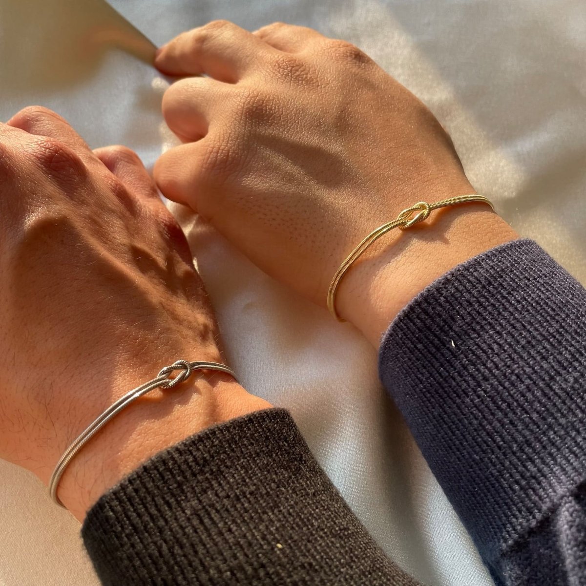 Liebesknoten Armband mit elegantem Charme für Damen