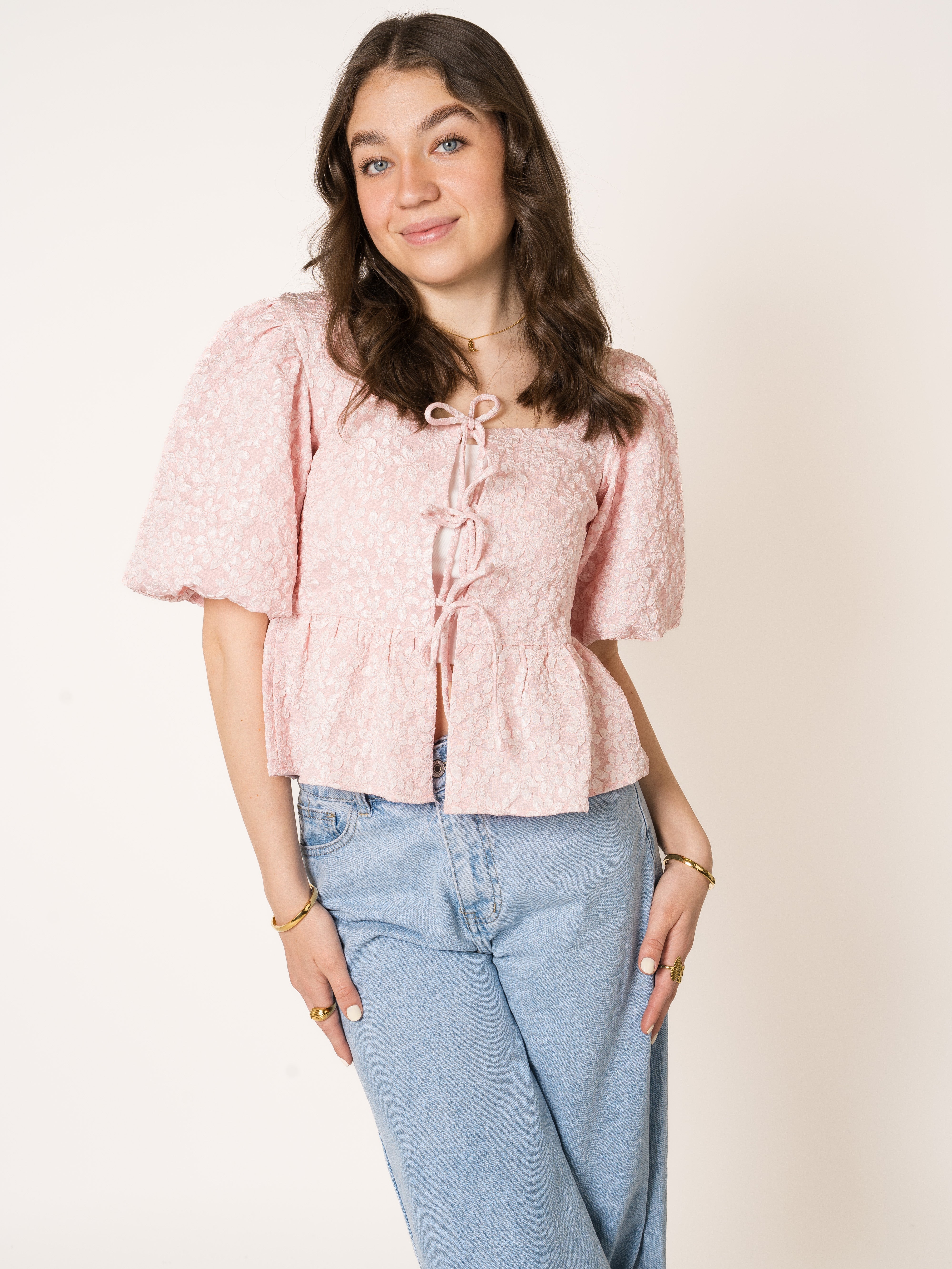 Minka | Elegante 3D-Blumenbluse