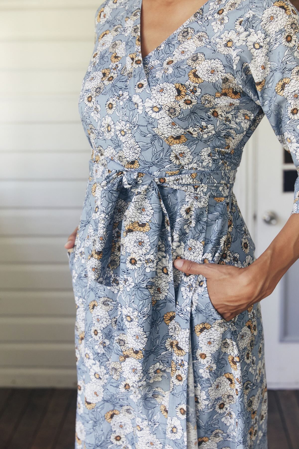 Farida | Wickelkleid mit Bindegürtel