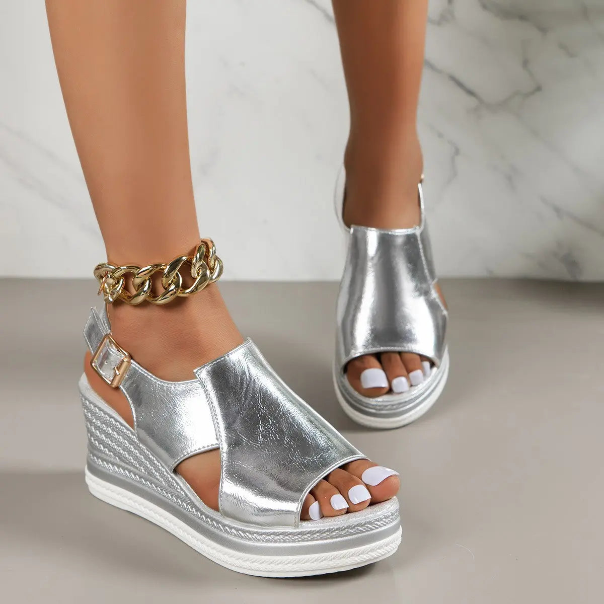 Modischer Schuh mit hoher Sohle für Frauen