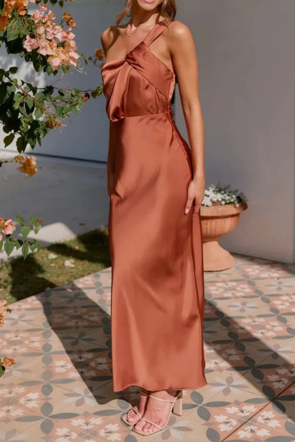 Felyra | Ärmelloses One-Shoulder-Maxikleid