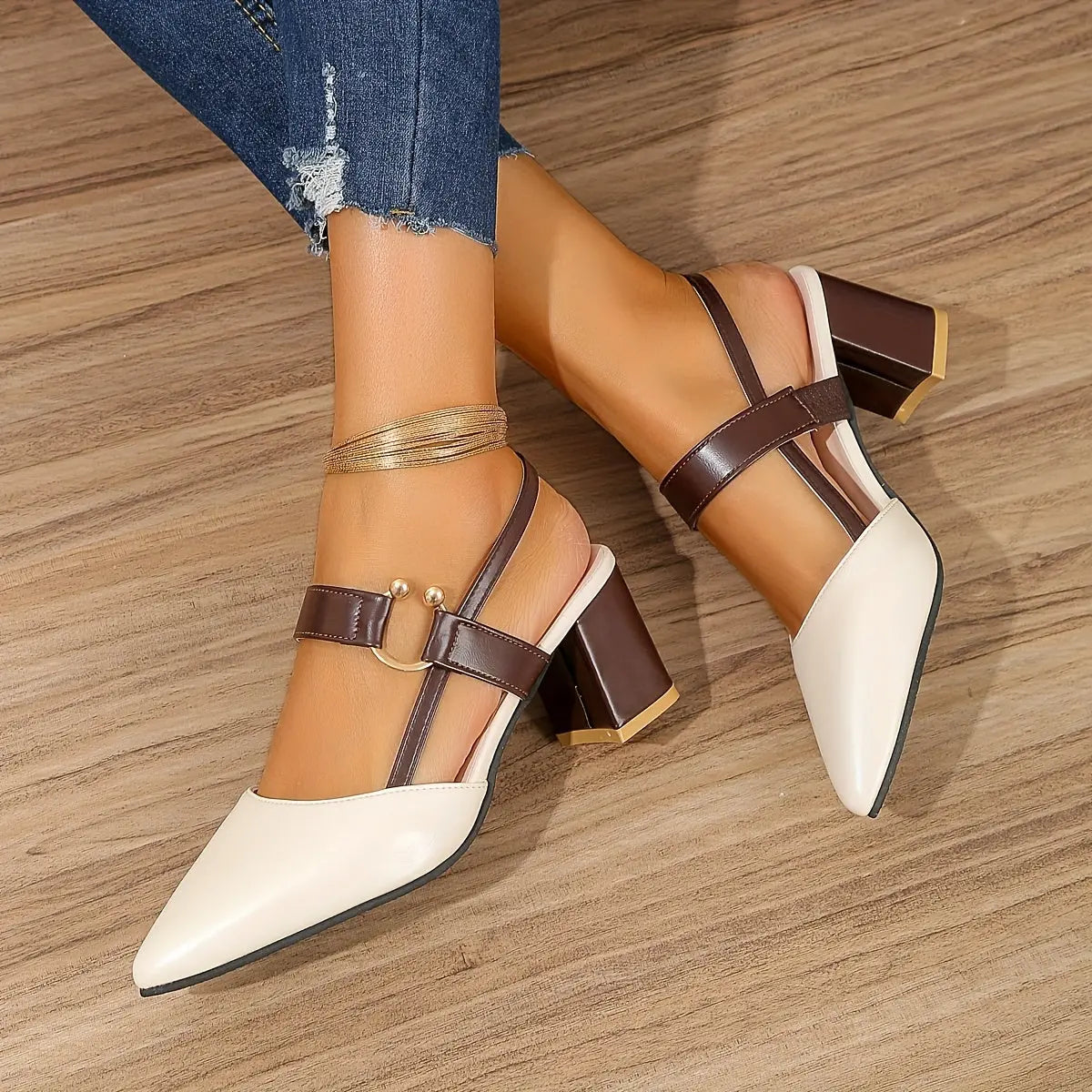 Spitz zulaufende Blockabsatz-Schuhe für Frauen