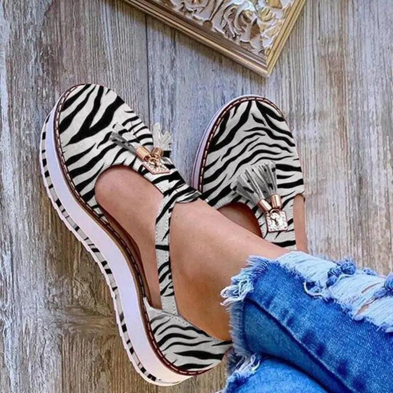 Rosanella | Handgemachte orthopädische Sandalen