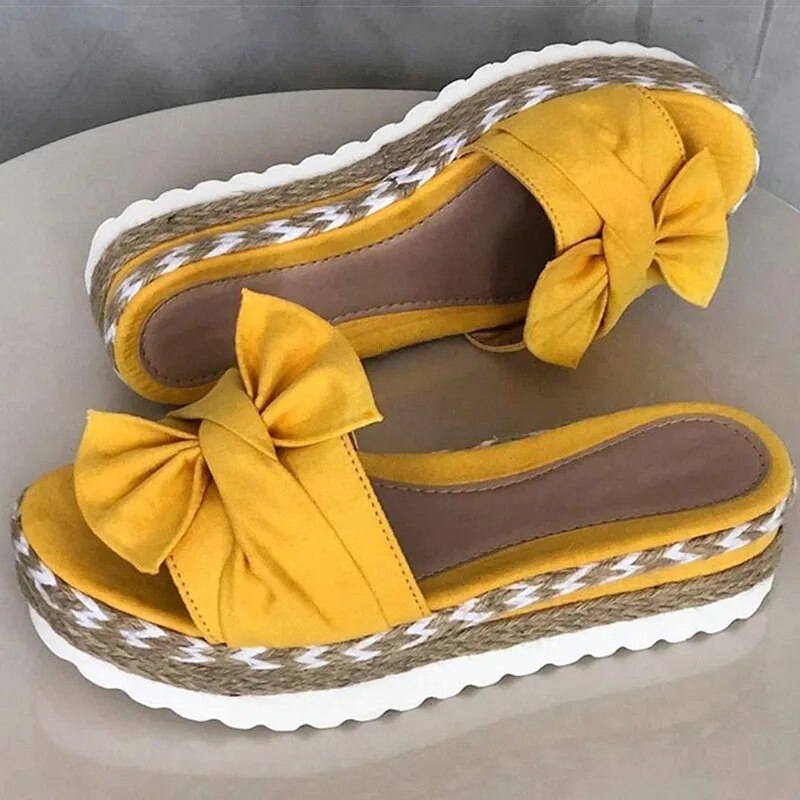 Breena | Handgefertigte Orthopädische Sandalen