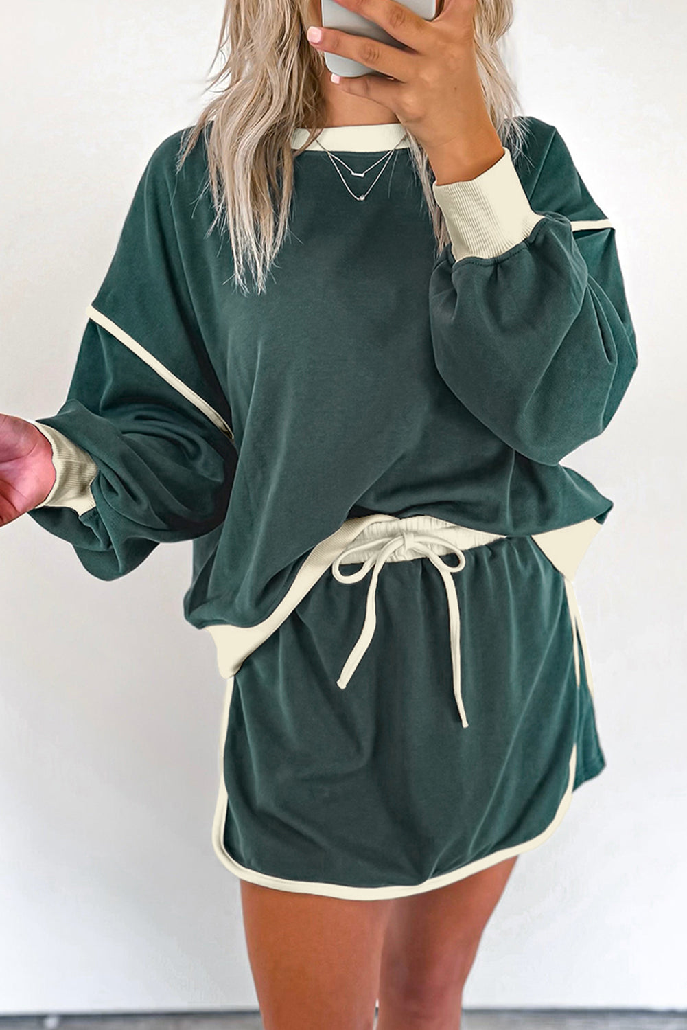 Klassisches Farbkontrast-Pullover & Rock-Shorts-Set Für Frauen