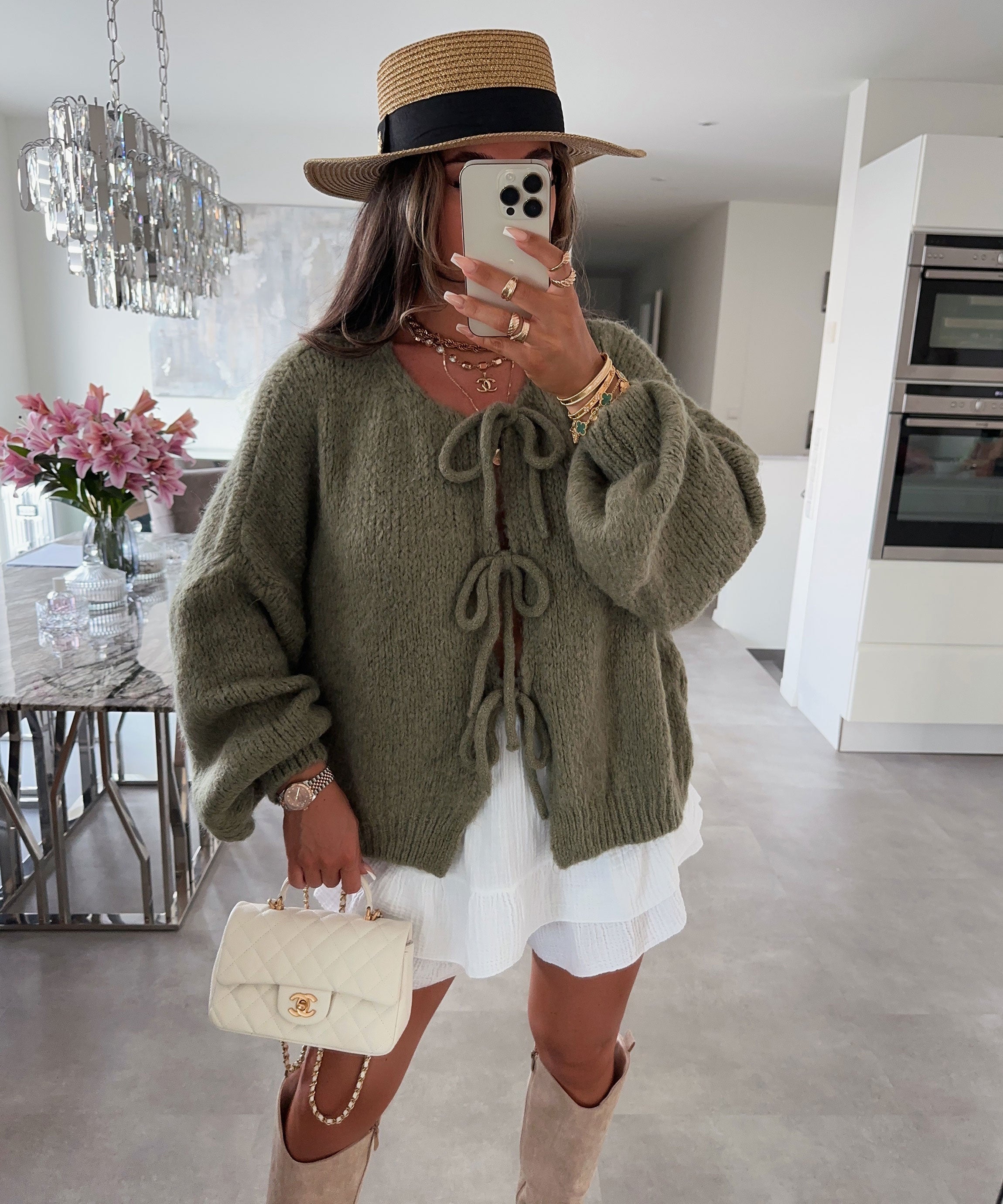 Schleife Fia Khaki mit natürlicher Eleganz für Frauen