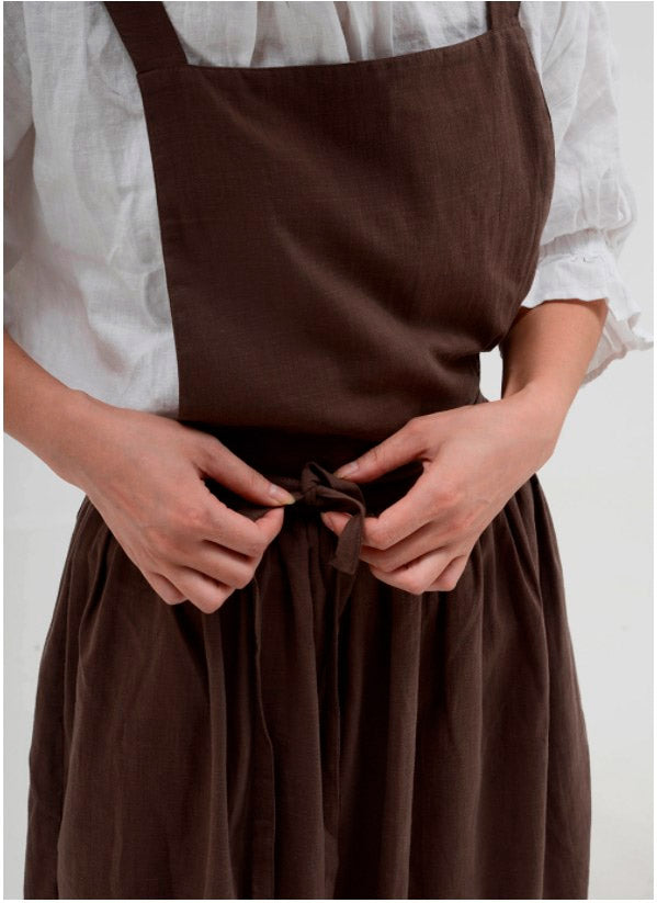 Ariuna | Traditionelle Schürze aus Leinen