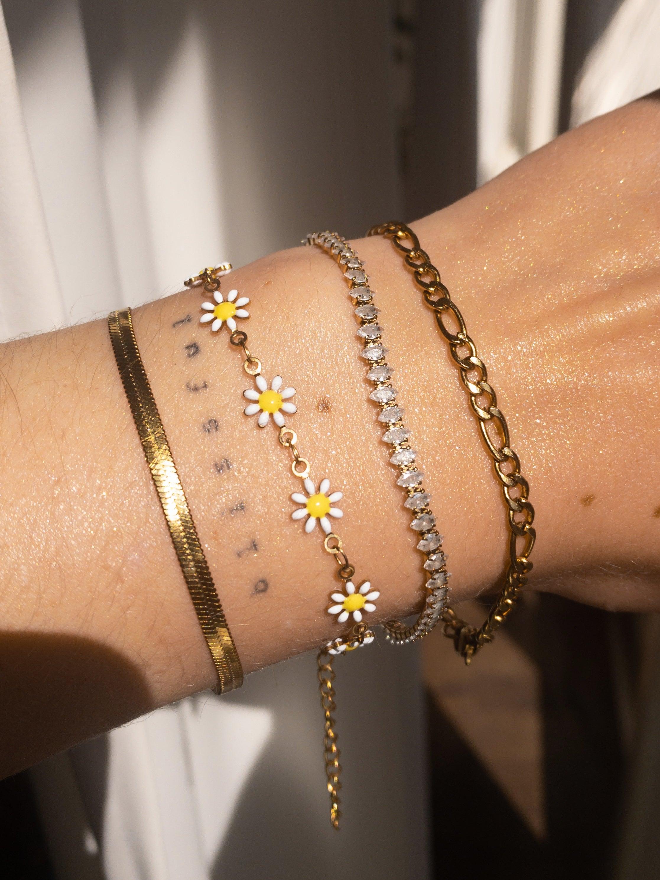 Weißes Blumenarmband mit Goldener Veredelung Für Frauen