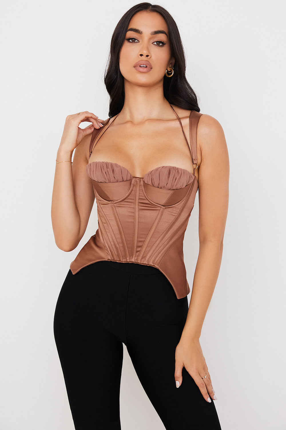 Toffeefarbenes Satin Peplum Korsett mit skulpturaler Eleganz für Frauen