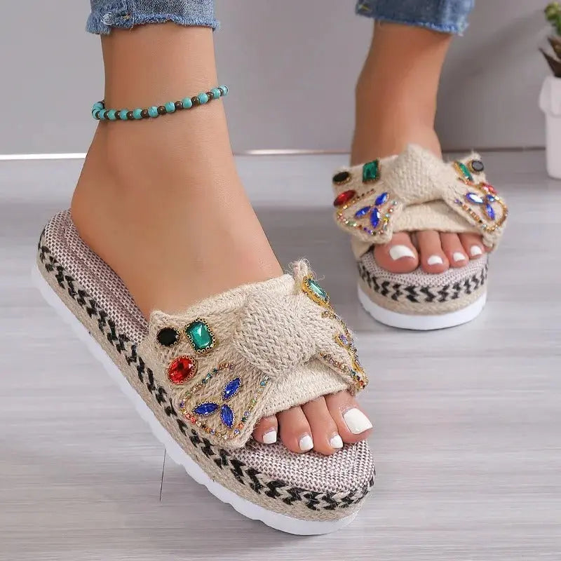 Plateausandalen mit Steinen für Frauen