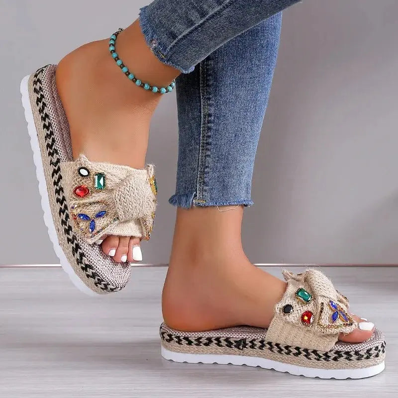 Plateausandalen mit Steinen für Frauen