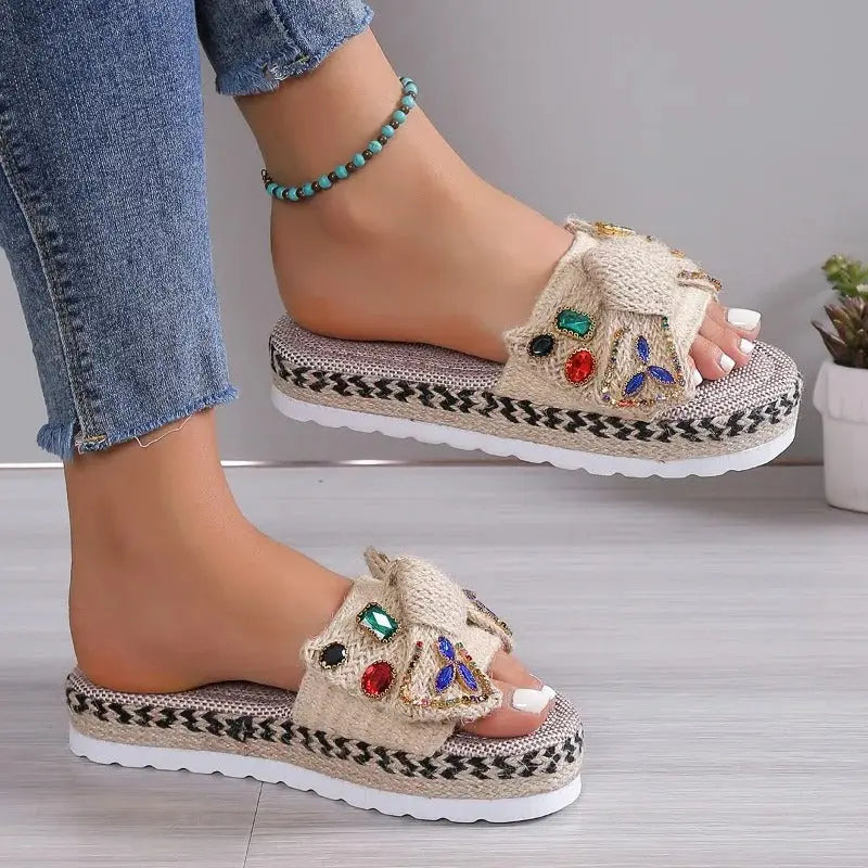 Plateausandalen mit Steinen für Frauen