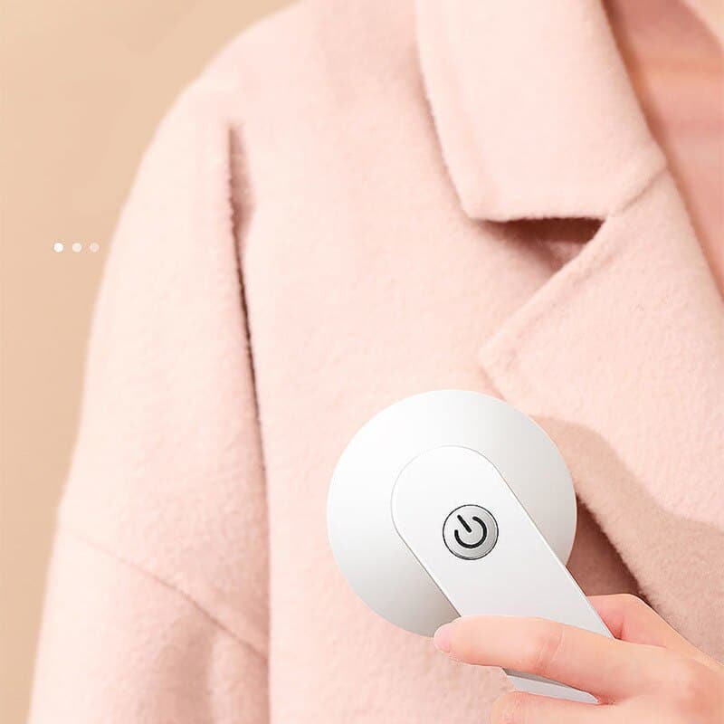 AntiPlush™ – Wiederaufladbarer Fusselentferner für glatte Kleidung [50% Rabatt]