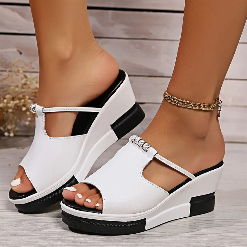 Alannis | Gepolsterte orthopädische Sandalen für Frauen
