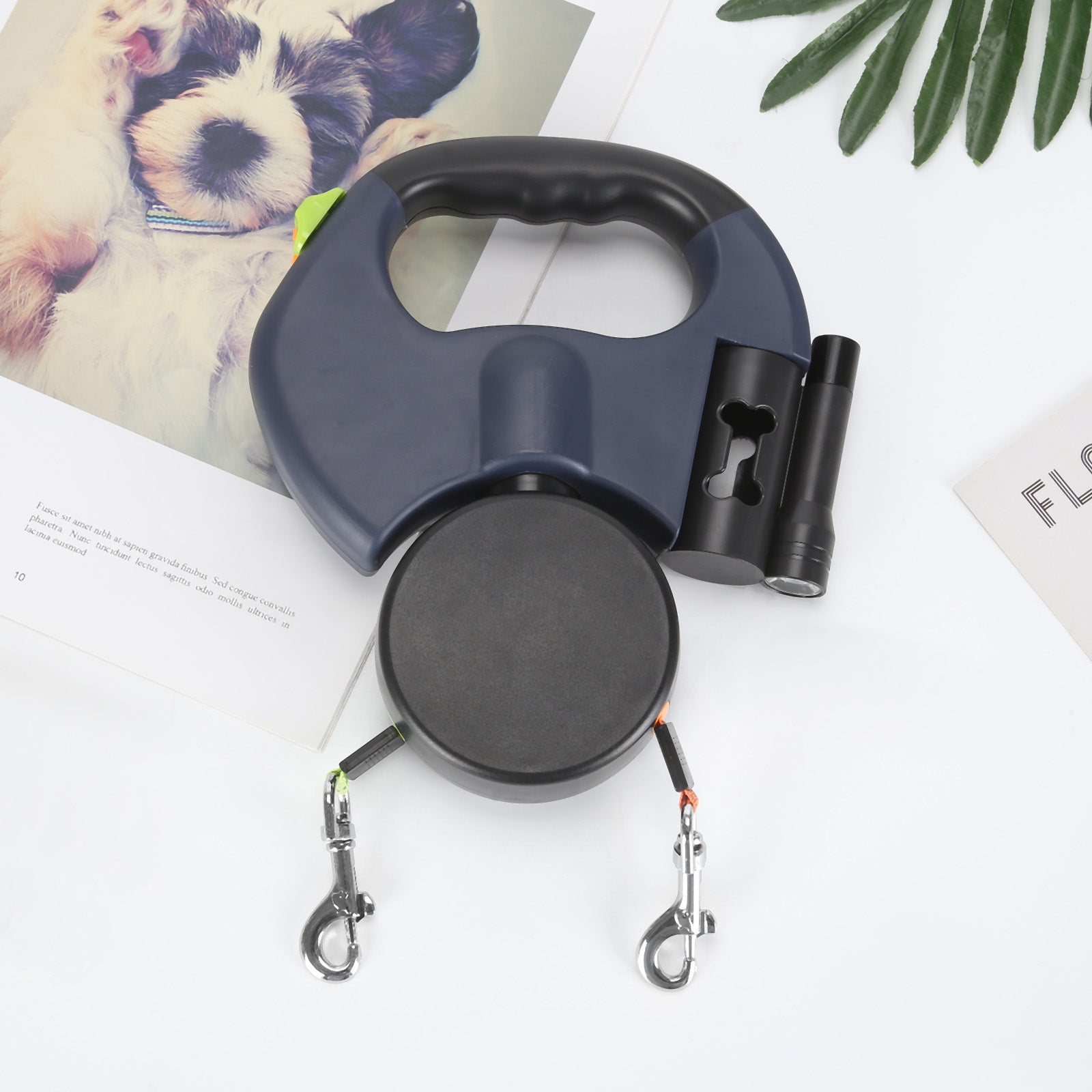 Doppelte Einzieh-Hundeleine mit LED-Taschenlampe – Zwei Hunde gleichzeitig führen product image 5